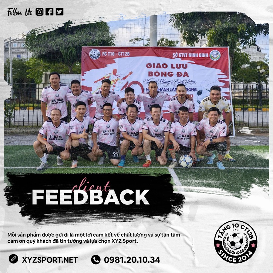 Áo đá banh trắng phối hồng nhạt XYZ Sport với điểm nhấn sọc đen cá tính
